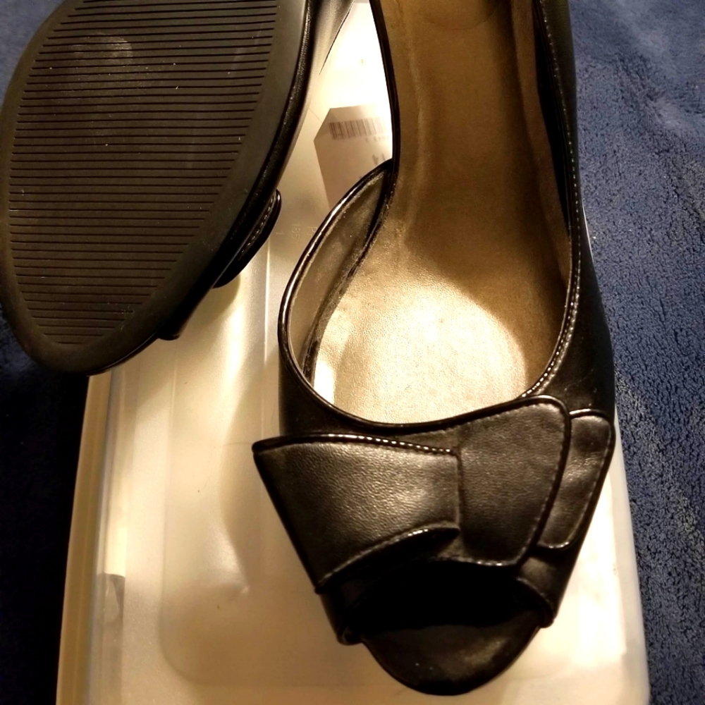 Peep Toe Heel New (Not in a box)